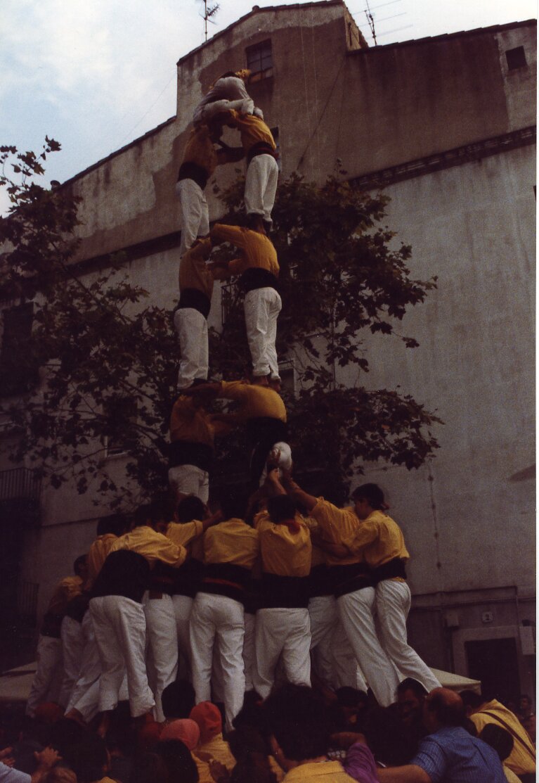 1998 1a. “t.7 amb folre”